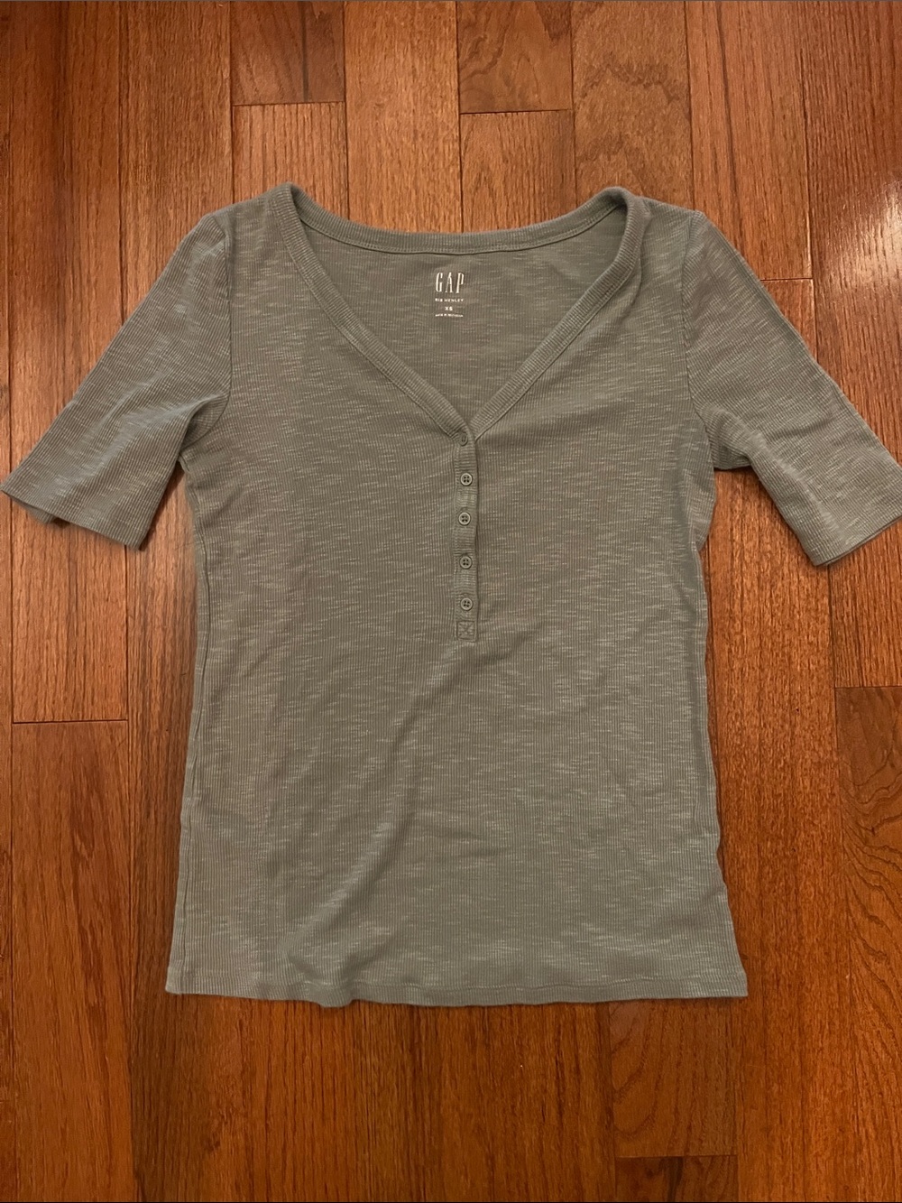 GAP Sage Green Women's Short Sleeve Henley